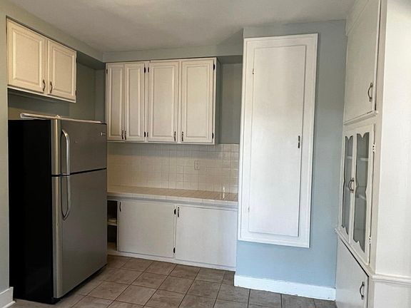 5th image of 331 James Ave SE #1
