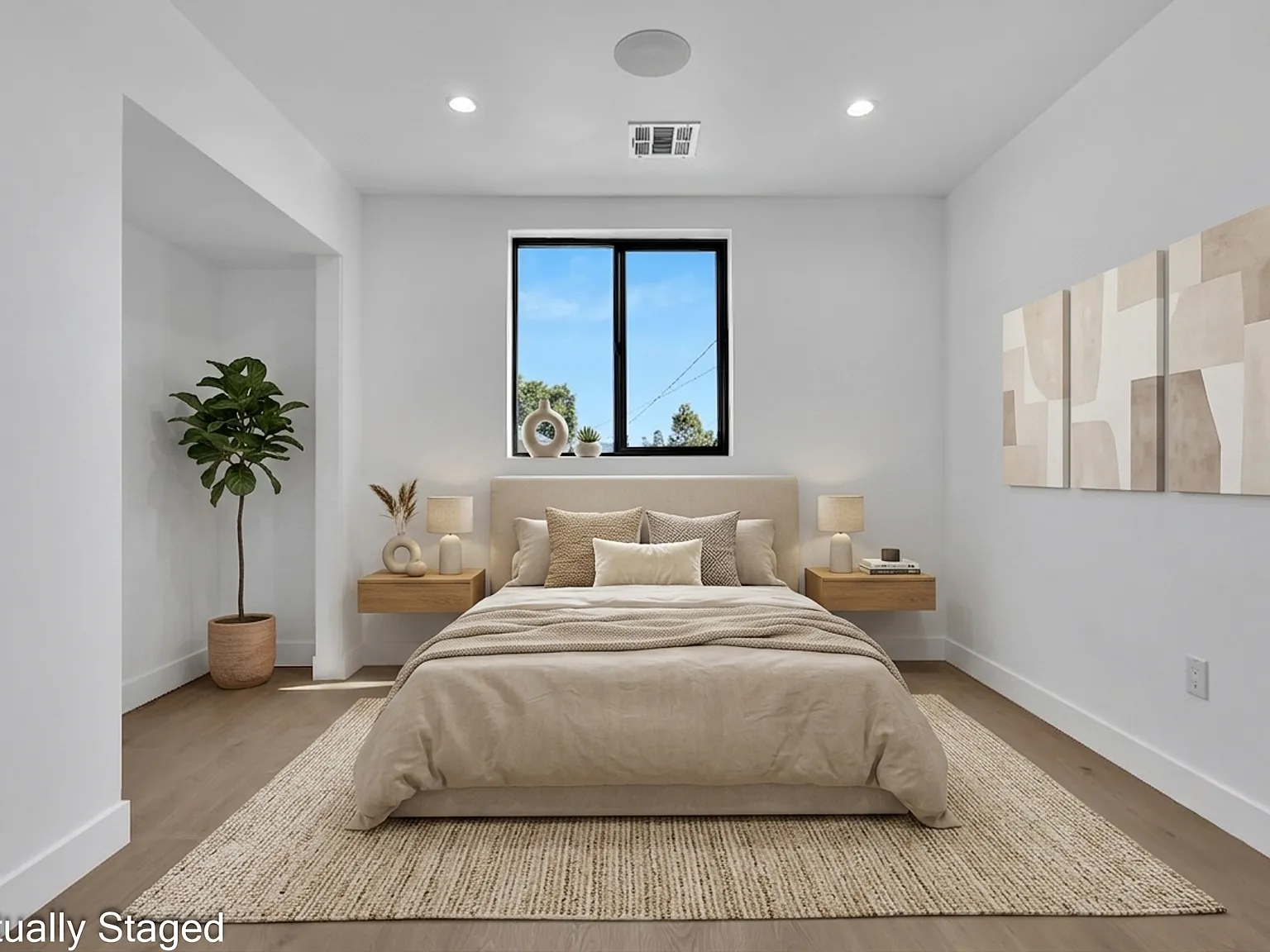 3 bed, 1125 sqft, $3,800 — Photo 2