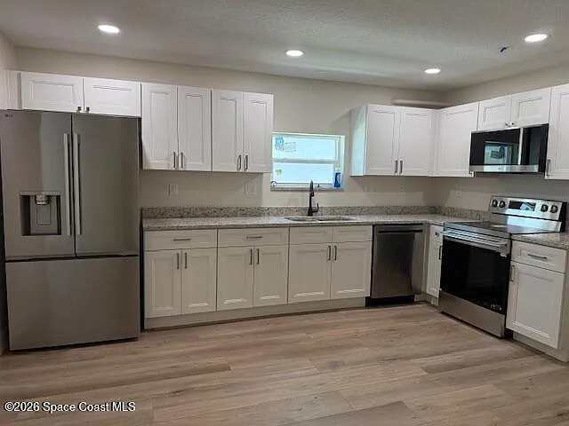2 bed, 2.5 bath, 1592 sqft, $2,800 — Photo 4