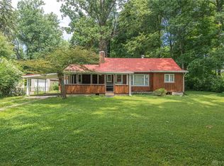 355 Park End Dr, Dayton, OH 45415