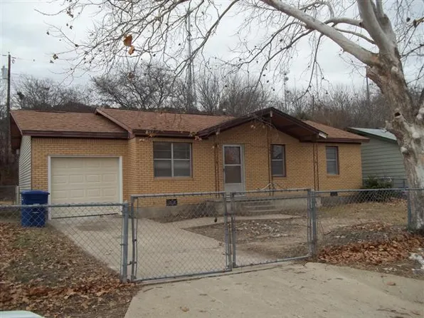 910 Hill St, Copperas Cove, TX 76522