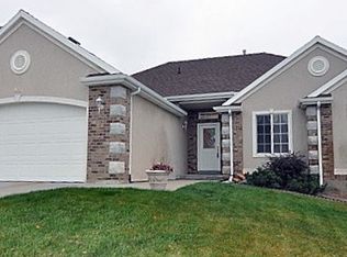 951 E 1510 N, North Ogden, UT 84404