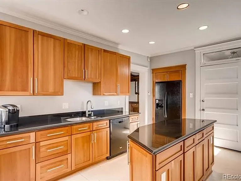 1560 N Ogden St #D — Photo 25