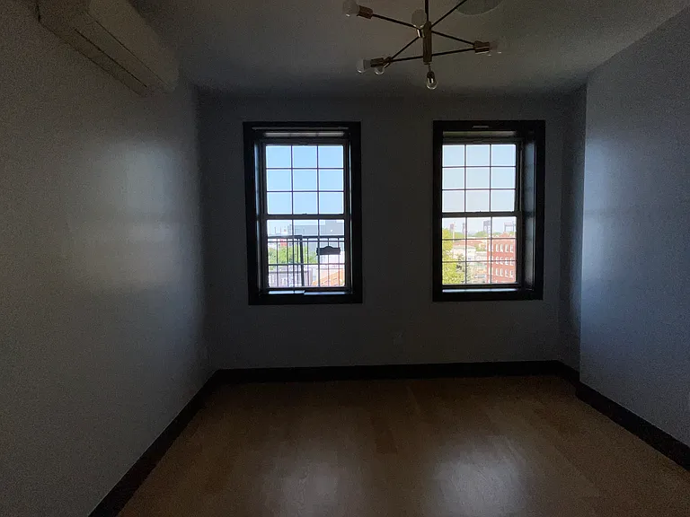41 Van Wagenen Ave #3 — Photo 8