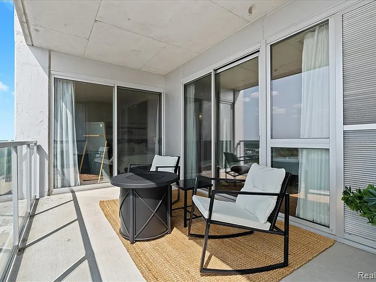 432 S Washington Ave #1506 — Photo 21