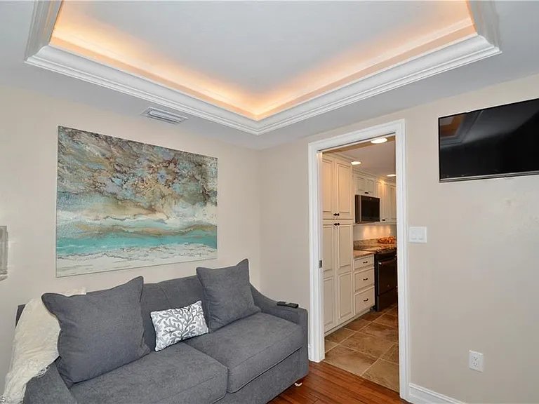 10851 Gulf Shore Dr #1402 — Photo 13