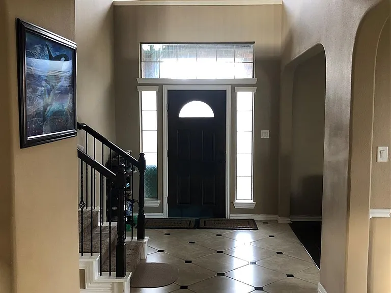 6323 Falling Briar Ln — Photo 8