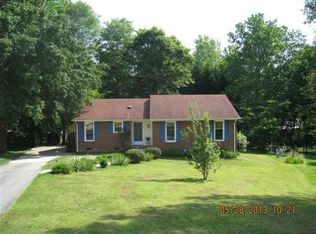 108 Carr St, Mebane, NC 27302