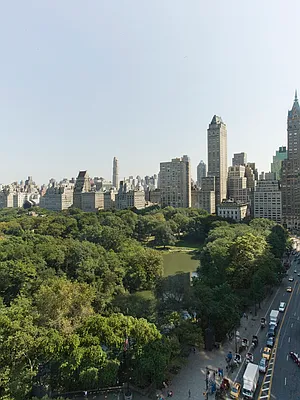 Sold by Sotheby's International Realty | media 17