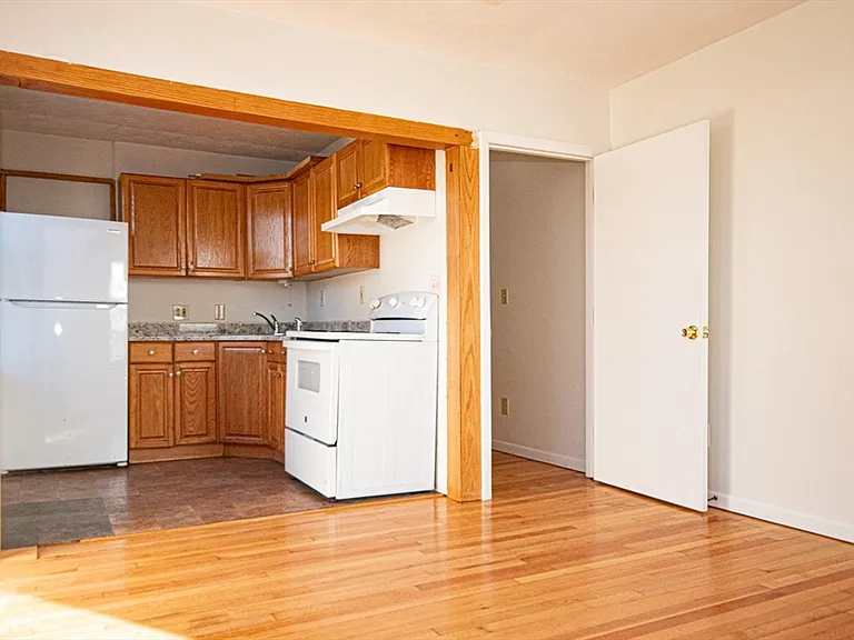 29 William St #22 — Photo 8