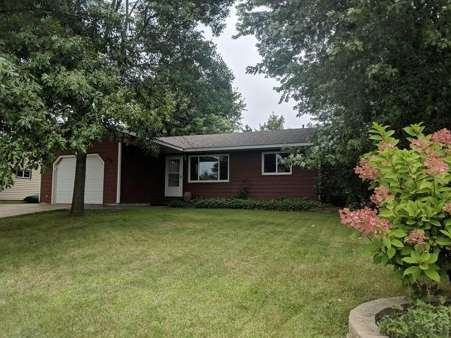 4 BED 2 BATH RAMBLER