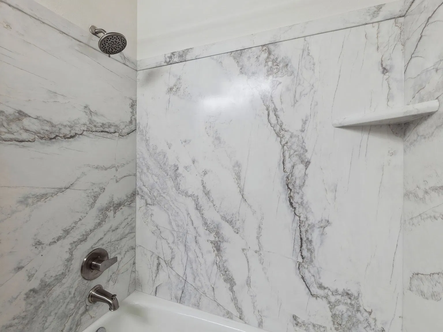 2 bed, 1.5 bath, 1000 sqft, $2,450 — Photo 4