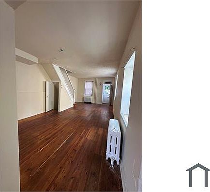 2nd image of 444 E Mechanic St