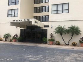 2987 Atlantic Ave, Daytona Beach, FL