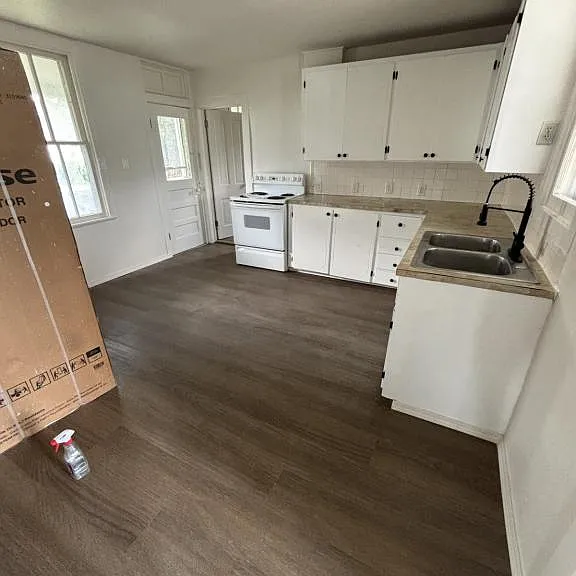 702 Washington St #9 — Photo 5