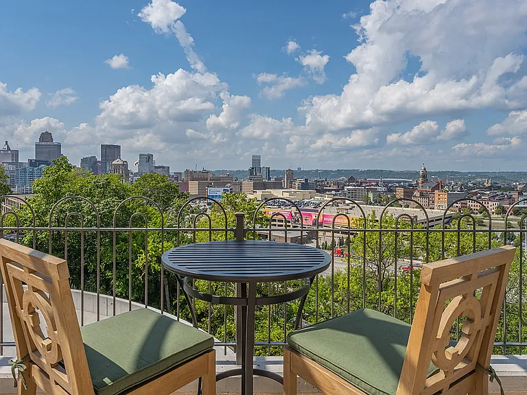 Adams Edge Apartments — Photo 32