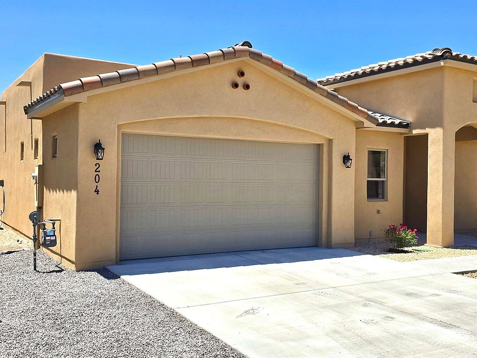 1st image of 204 Tierra Verde Cir