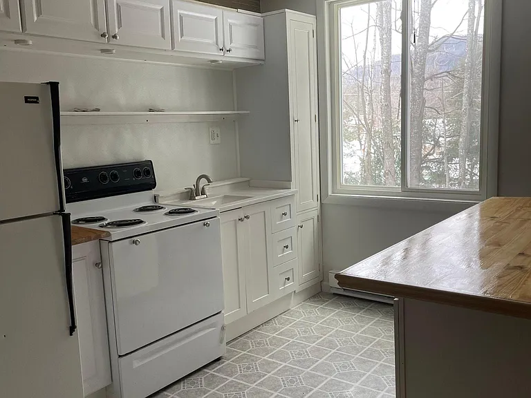 25 Vintinner Rd #A — Photo 11
