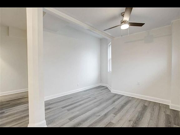 5th image of 403 E Morris St #1