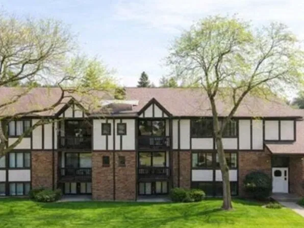 6165A Innkeepers Ct #76, East Lansing, MI 48823