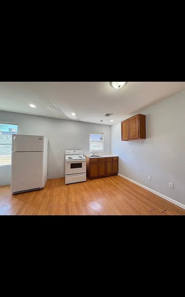 1 bed, $1,450 — Photo 2