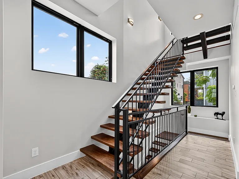 410 Melba St #4 — Photo 14