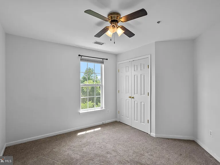 206 Heathwalk St #B — Photo 21