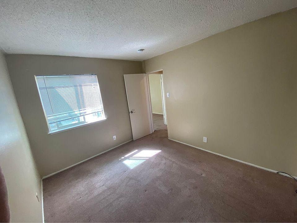 1st image of 475 90th St #3