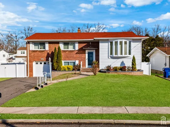 895 Patton St, North Brunswick, NJ 08902