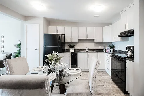 525 Cabot Lndg W Photo 1