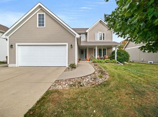 813 SE Trail Ridge Rd, Grimes, IA 50111