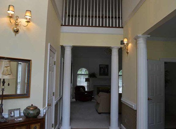 3rd image of 441 Somerset Way