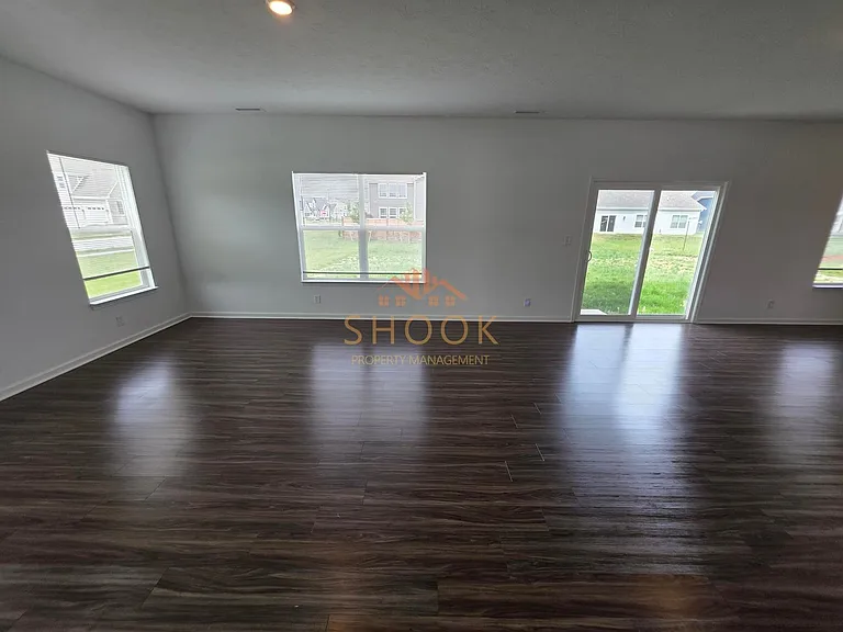 6272 Spirea Ct W — Photo 5