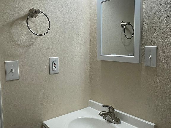 5th image of 4151 S Hazel Ct