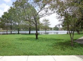 3670 N 56th Ave APT 728, Hollywood, FL 33021