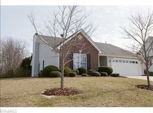 3905 Auburn Hills Dr, Greensboro, NC 27407