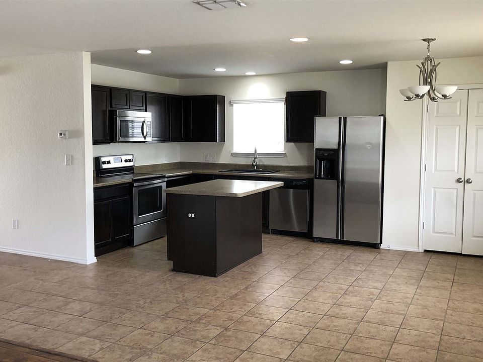 1st image of 251 Palma Noce