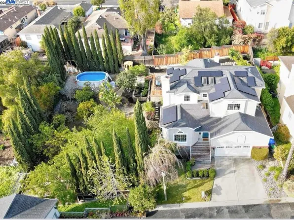 2196 Beckham Ln, Hayward, CA 94541