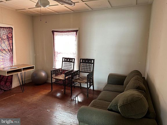4th image of 1420 Littlepage St