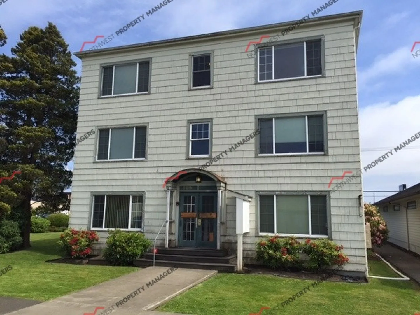 r42 Market Street Apartments — Photo 1