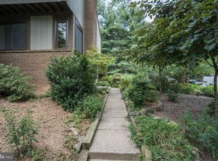 2061 Winged Foot Ct, Reston, VA 20191