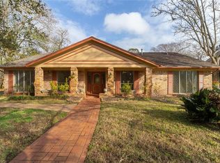 5114 Casa Grande Dr, Dickinson, TX 77539