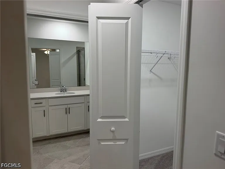 18411 Copperhead Ct N #337 — Photo 5