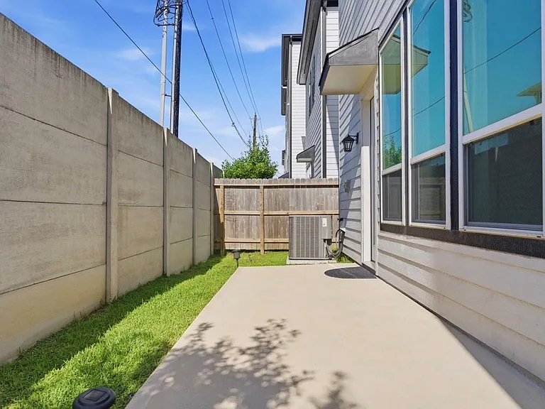 2718 Grand Fountains Dr #H — Photo 42