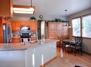 16 E Burgundy Way, Highlands Ranch, CO 80126