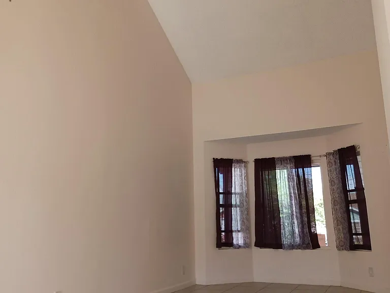 11929 Albion Way — Photo 3