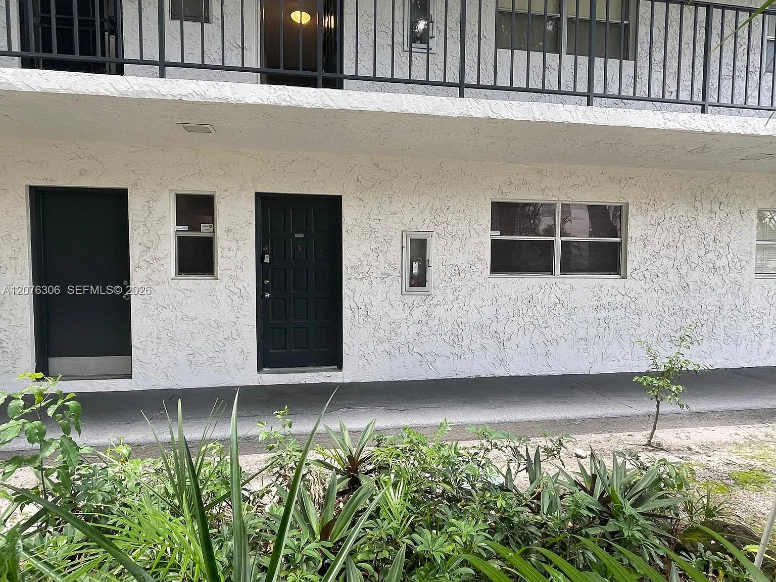 3280 Spanish Moss Ter — Photo 3