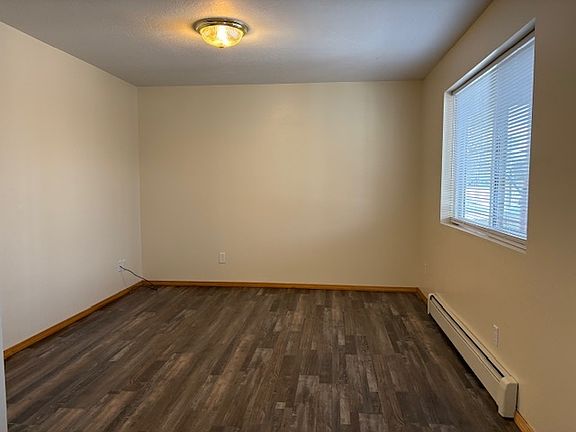 3rd image of 306 Walnut St #C