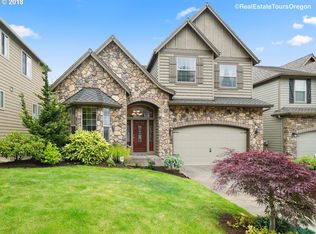 8714 NW Savoy Ln, Portland, OR