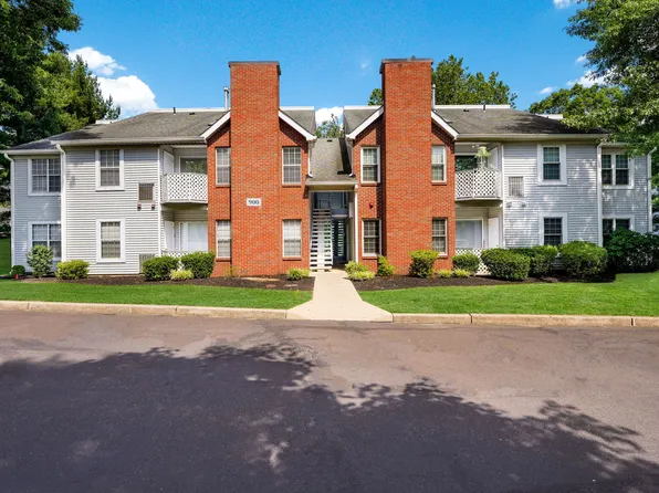 907 Diamond Dr, Newtown, PA 18940